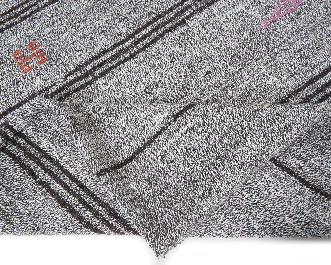 Gray Turkish Kilim Rug 6'9" x 7'2" Flat-Weave | No. VR27840