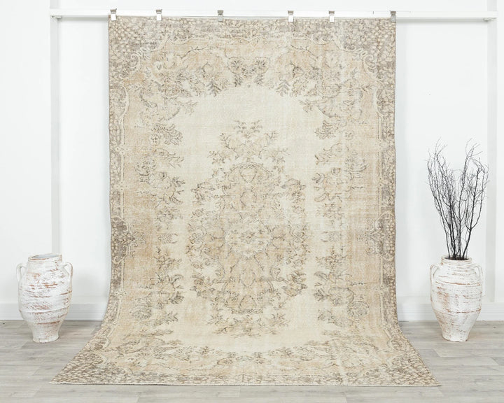 Beige Turkish Oushak Rug 6' 6" x 9' 5" Hand-Knotted | No. VR27883