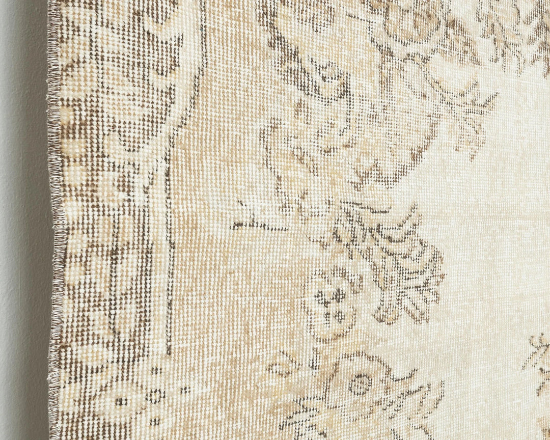Beige Turkish Oushak Rug 6' 6" x 9' 5" Hand-Knotted | No. VR27883