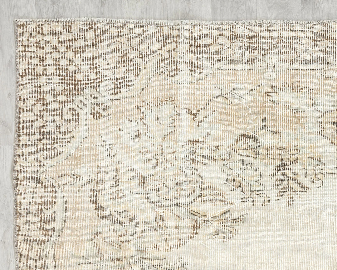 Beige Turkish Oushak Rug 6' 6" x 9' 5" Hand-Knotted | No. VR27883