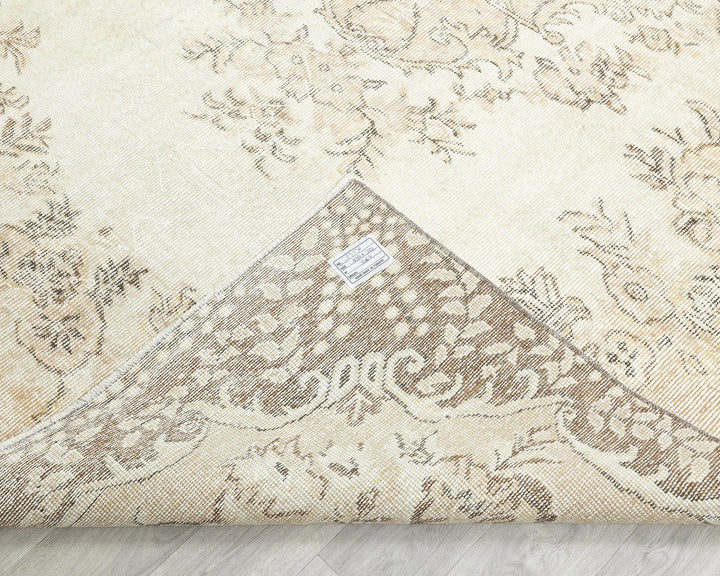 Beige Turkish Oushak Rug 6' 6" x 9' 5" Hand-Knotted | No. VR27883