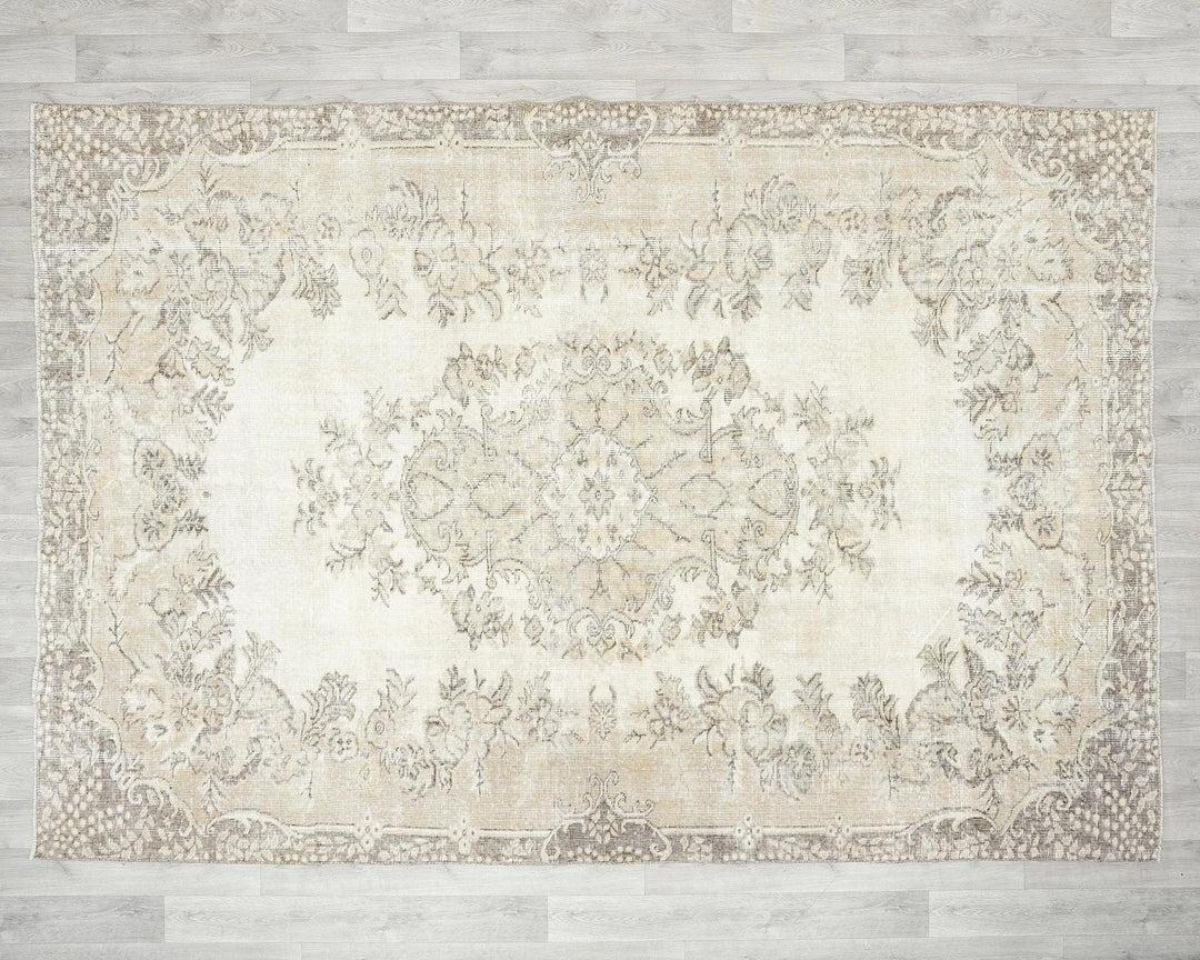 Beige Turkish Oushak Rug 6' 6" x 9' 5" Hand-Knotted | No. VR27883