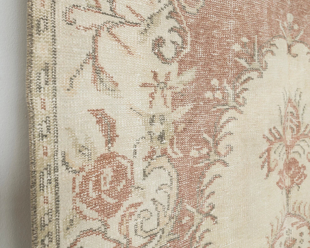 Beige Turkish Oushak Rug 5' x 9' Hand-Knotted close-up