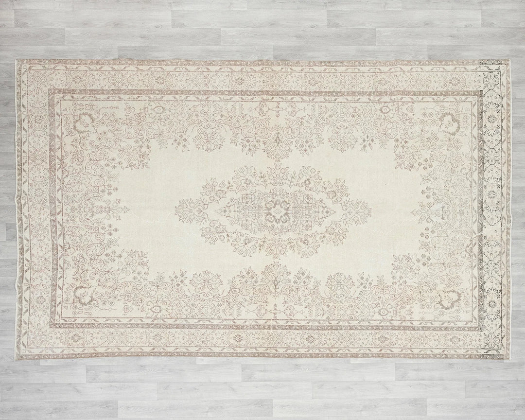 Beige Turkish Oushak Rug 6'11" x 10'5" Hand-Knotted | No. VR28050