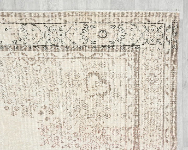 Beige Turkish Oushak Rug 6'11" x 10'5" Hand-Knotted | No. VR28050