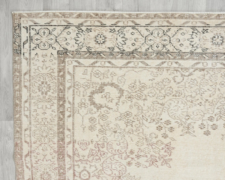 Beige Turkish Oushak Rug 6'11" x 10'5" Hand-Knotted | No. VR28050