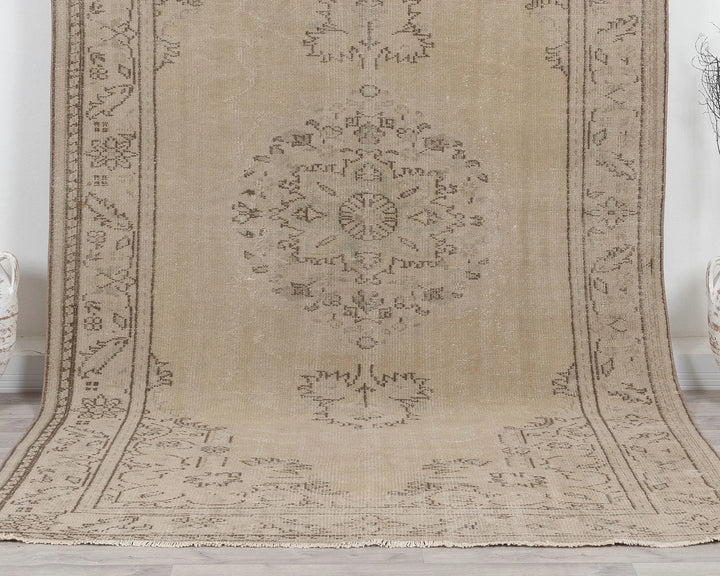 Beige Turkish Oushak Rug 7' x 10' Hand-Knotted | No. VR28139