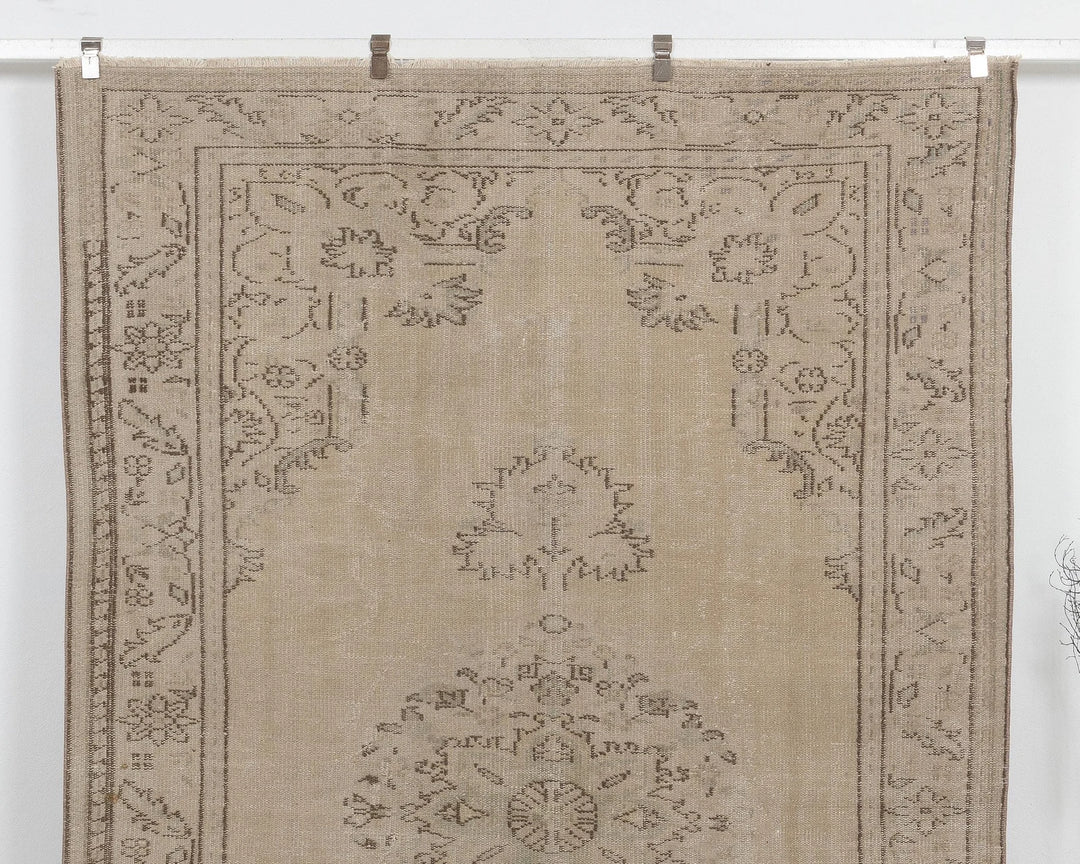 Beige Turkish Oushak Rug 7' x 10' Hand-Knotted | No. VR28139