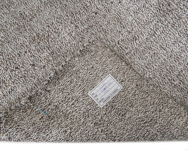 Gray Kilim Rug 5' 5" x 7' 10" | No. VR28329