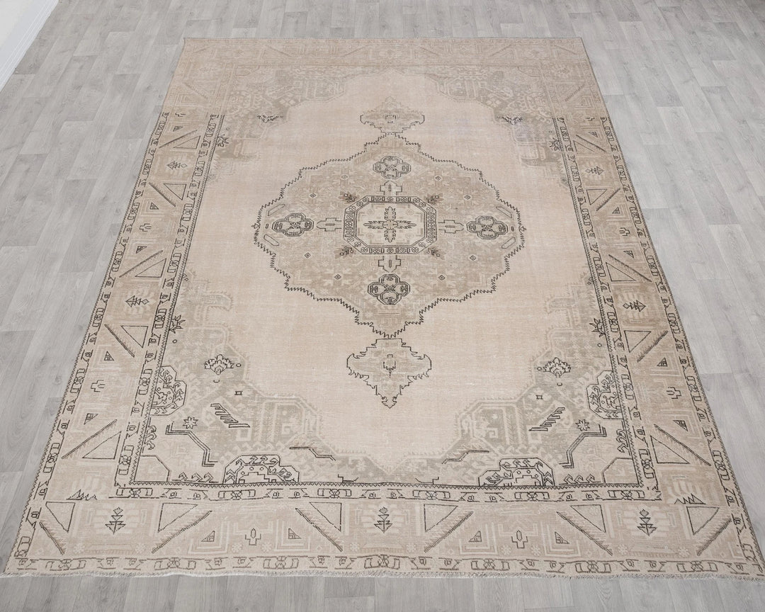 Beige Turkish Oushak Rug 9' 7" x 12' Hand-Knotted | No. VR28334