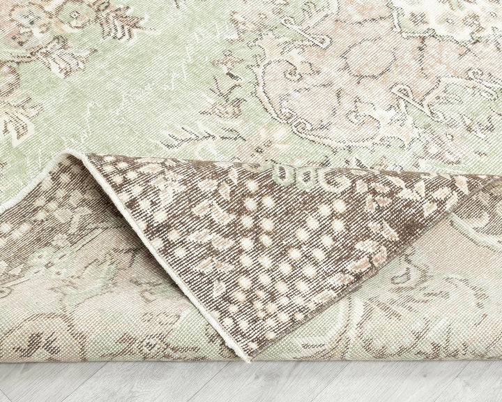 Faded Oushak Rug 5' 5" x 9' | No. VR28596