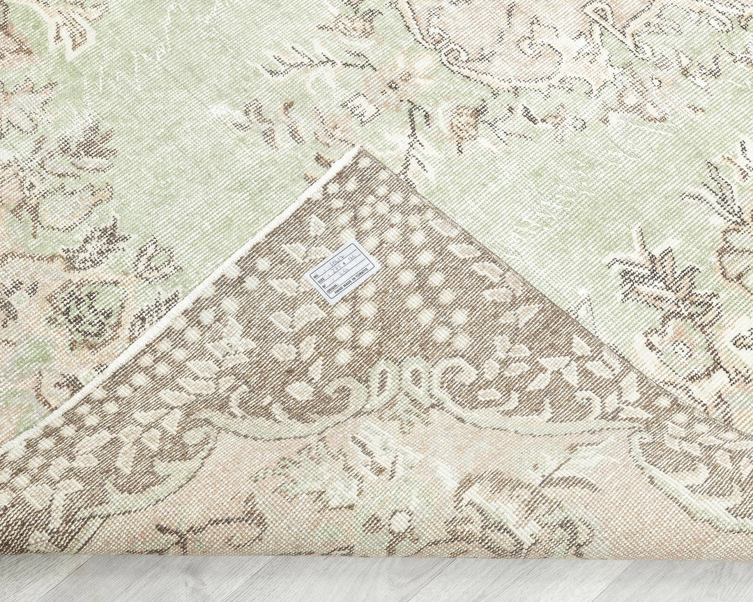 Faded Oushak Rug 5' 5" x 9' | No. VR28596