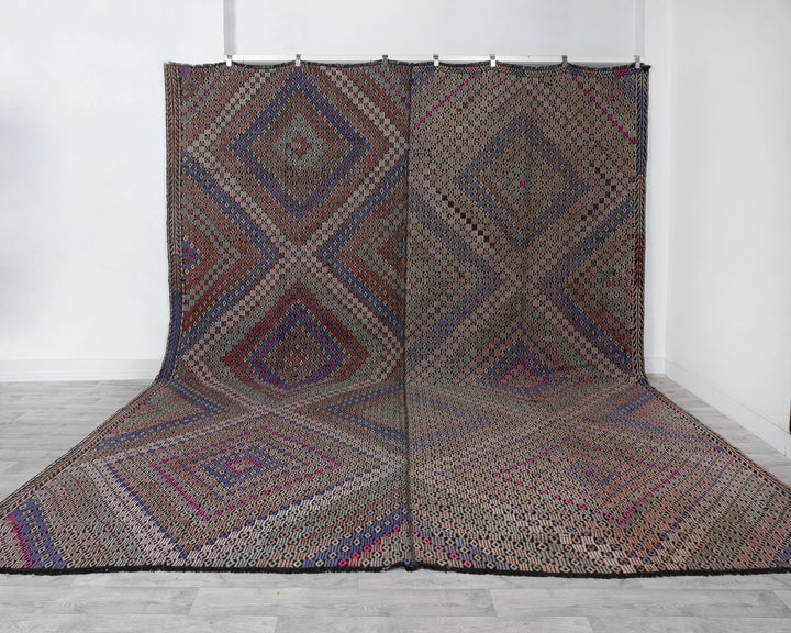 Kilim Rug 11' 7" x 13' 1" | No. VR29356