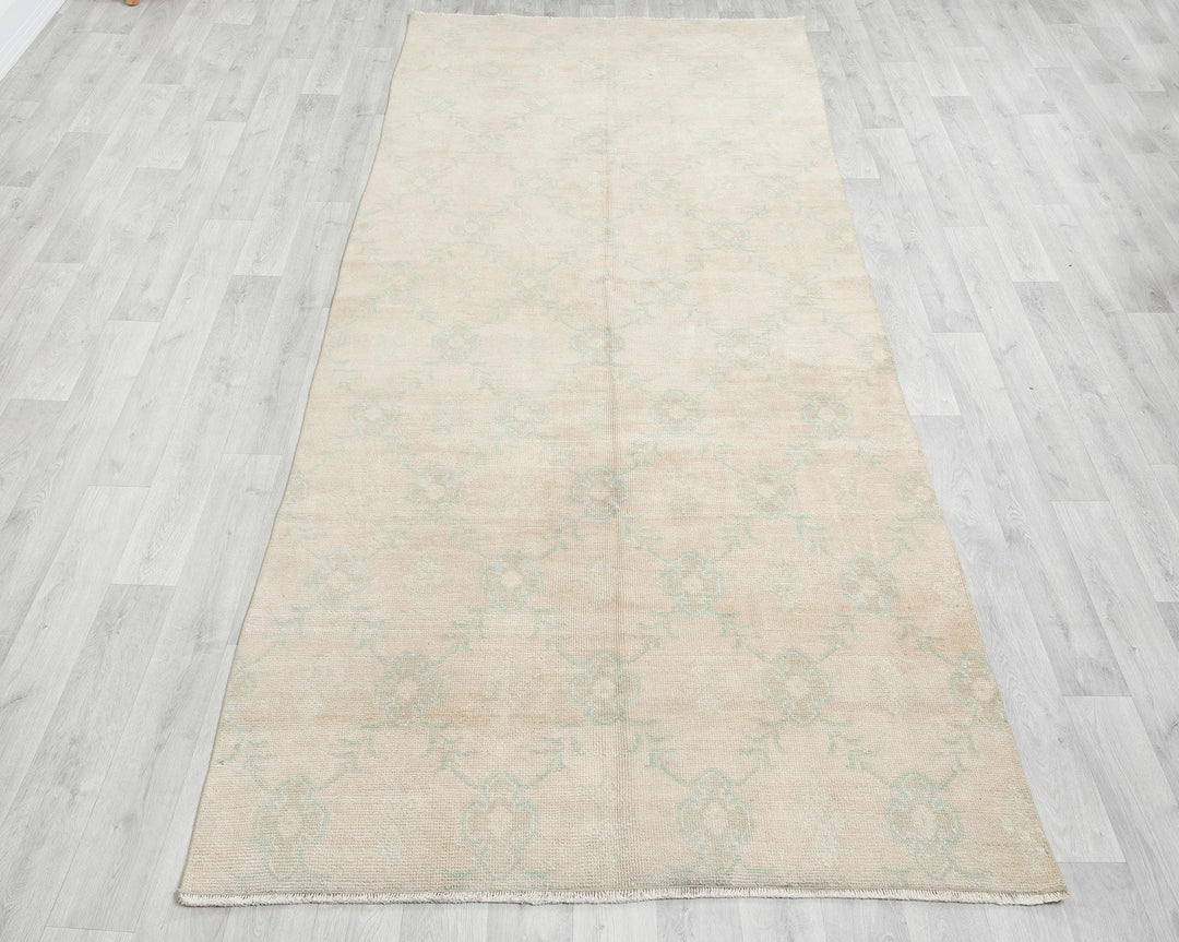 Beige Turkish Oushak Rug 4'6" x 10'6" Hand-Knotted | No. VR29430