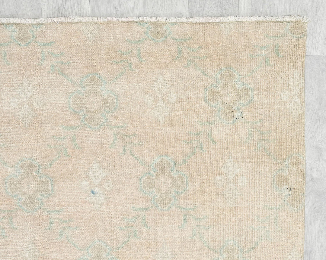 Beige Turkish Oushak Rug 4'6" x 10'6" Hand-Knotted | No. VR29430