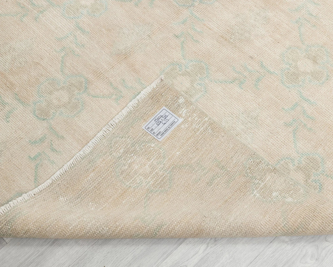 Beige Turkish Oushak Rug 4'6" x 10'6" Hand-Knotted | No. VR29430