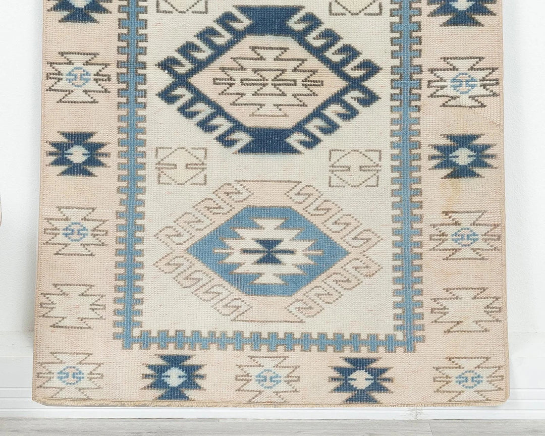 Oushak Rug 2' 8" x 4' | No. VR29439