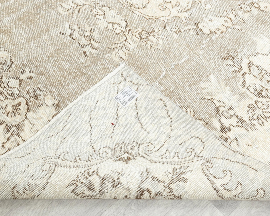 Multicolor Turkish Oushak Rug 6' 3" x 9' 9" Hand-Knotted texture