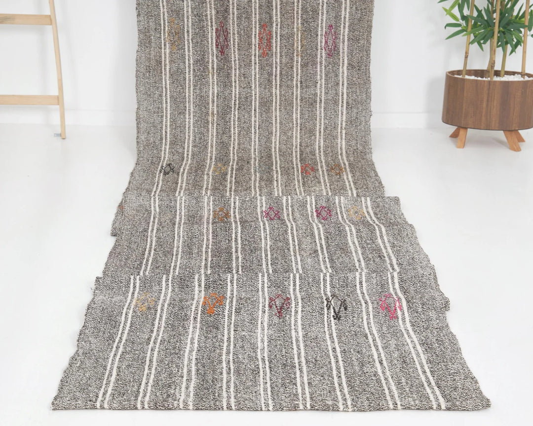 Gray Turkish Kilim Rug 2'10" x 16'2" Flat-Weave | No. VR29690
