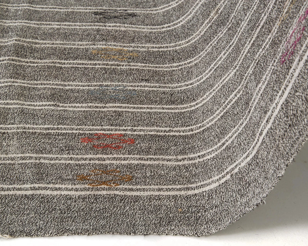 Gray Turkish Kilim Rug 2'10" x 16'2" Flat-Weave | No. VR29690