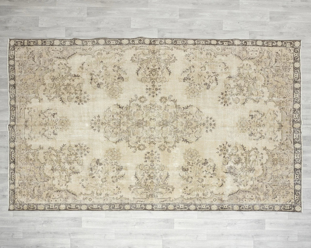 Multicolor Turkish Oushak Rug 6'8" x 10'6" Hand-Knotted | No. VR30054