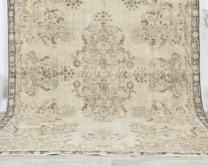 Multicolor Turkish Oushak Rug 6'8" x 10'6" Hand-Knotted | No. VR30054
