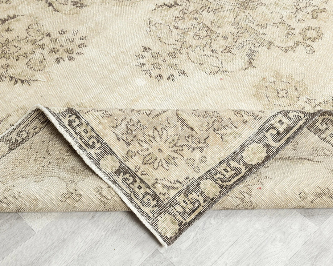 Multicolor Turkish Oushak Rug 6'8" x 10'6" Hand-Knotted | No. VR30054