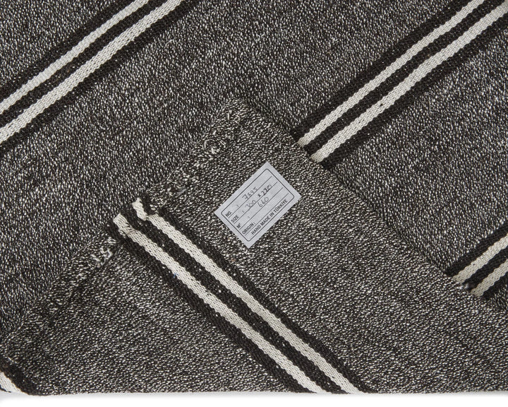 Gray Kilim Rug 7' 3" x 9' 10" | No. VR30085