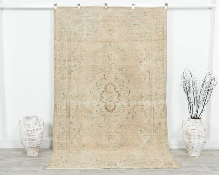 Beige Turkish Oushak Rug 5' 5" x 8' 6" Hand-Knotted | No. VR30236