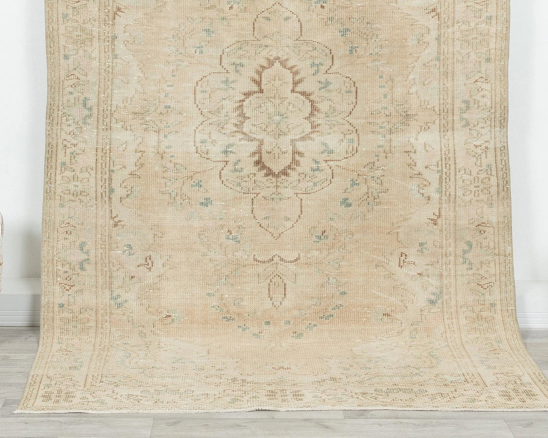 Beige Turkish Oushak Rug 5' 5" x 8' 6" Hand-Knotted | No. VR30236