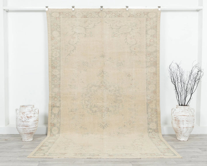 Beige Turkish Oushak Rug 7' x 9' 6" Hand-Knotted | No. VR30253
