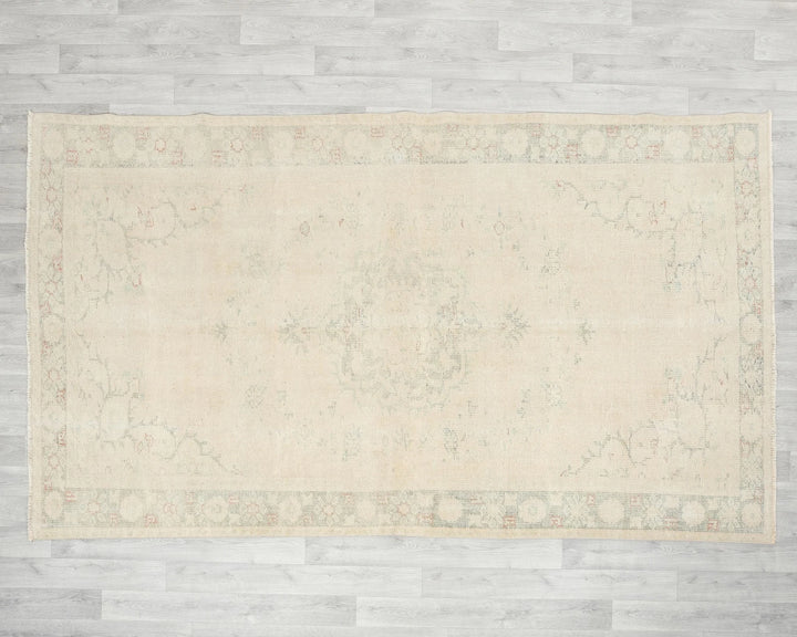Beige Turkish Oushak Rug 7' x 9' 6" Hand-Knotted | No. VR30253