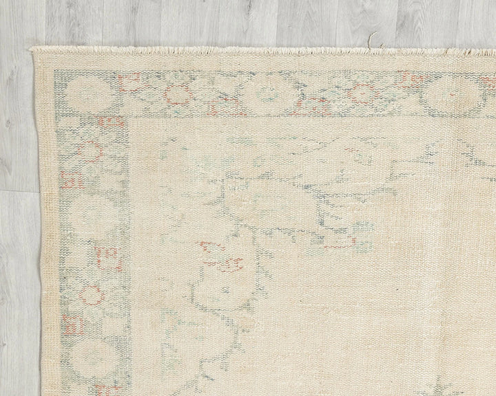 Beige Turkish Oushak Rug 7' x 9' 6" Hand-Knotted | No. VR30253