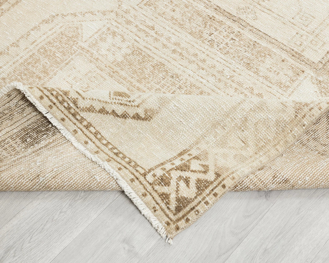 Beige Turkish Oushak Rug 3' 11" x 10' 8" Hand-Knotted | No. VR30318