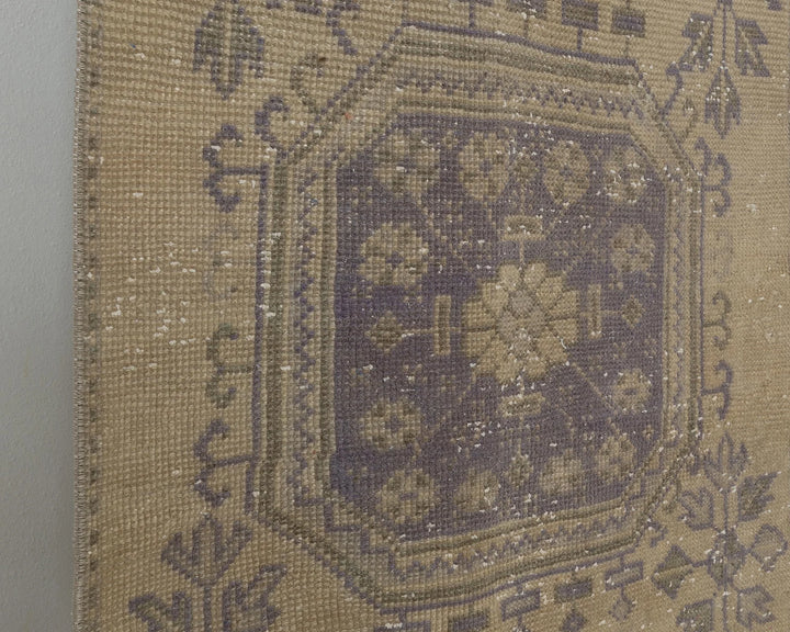 Multicolor Turkish Oushak Rug 2'7" x 10'10" Hand-Knotted close-up