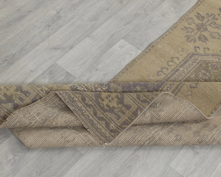 Multicolor Turkish Oushak Rug 2'7" x 10'10" Hand-Knotted field