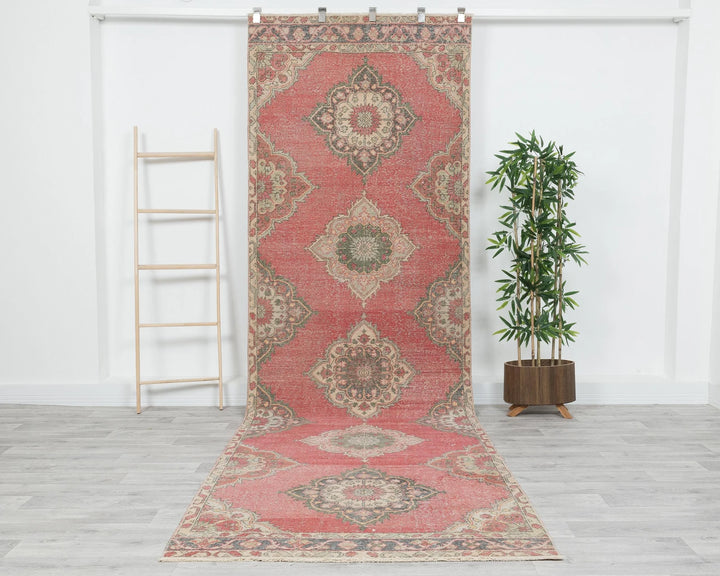 Faded Runner Rug 3' 10" x 12' 2" | No. VR30859