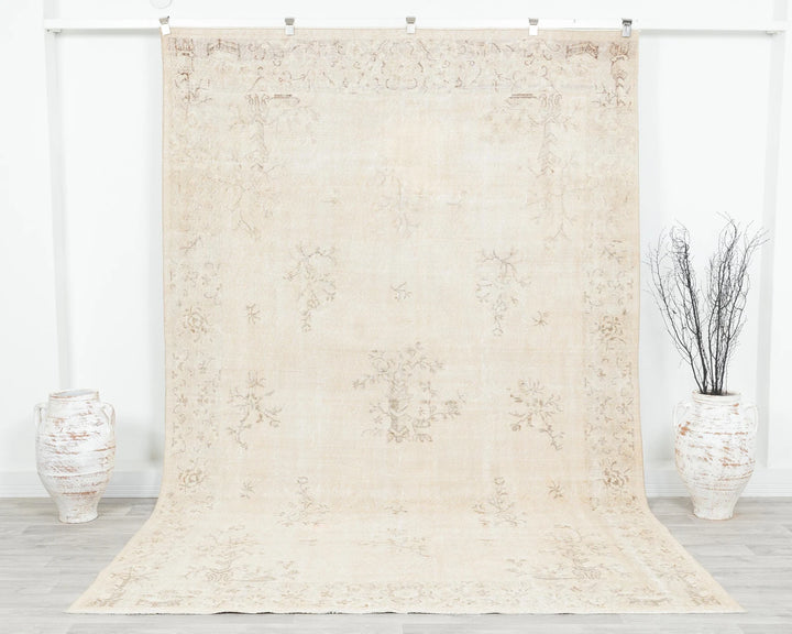 Beige Turkish Oushak Rug  6' 9" x 10' 6" Hand-Knotted | No. VR30984