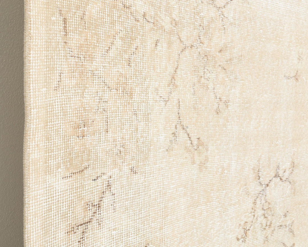 Beige Turkish Oushak Rug  6' 9" x 10' 6" Hand-Knotted | No. VR30984