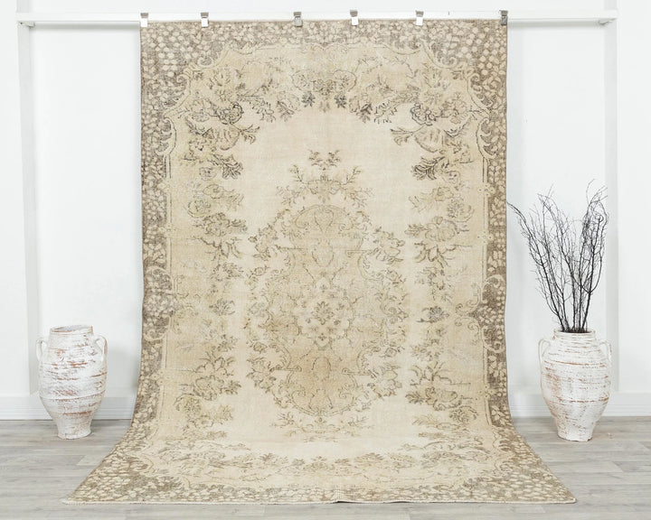 Beige Turkish Oushak Rug 6'1" x 9'7" Hand-Knotted | No. VR31131