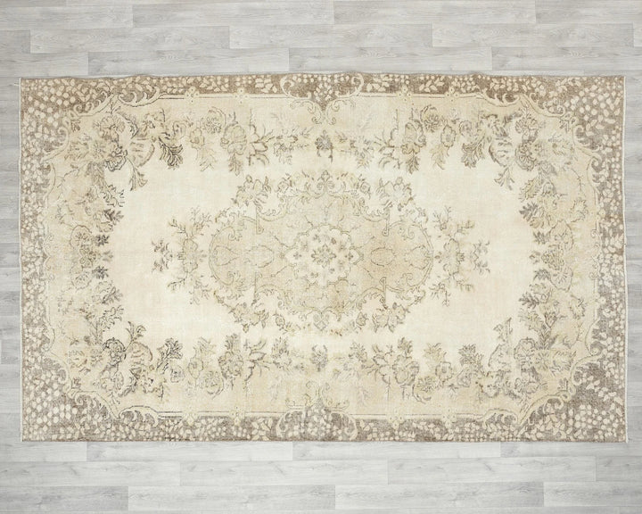 Beige Turkish Oushak Rug 6'1" x 9'7" Hand-Knotted | No. VR31131