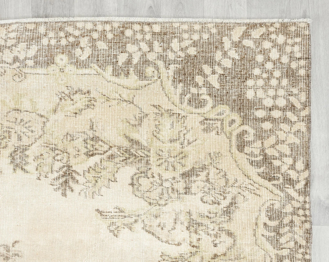 Beige Turkish Oushak Rug 6'1" x 9'7" Hand-Knotted | No. VR31131