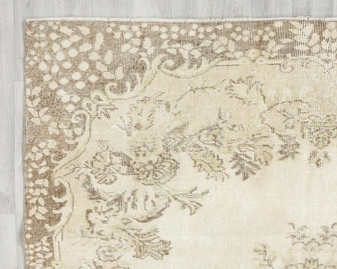Beige Turkish Oushak Rug 6'1" x 9'7" Hand-Knotted | No. VR31131
