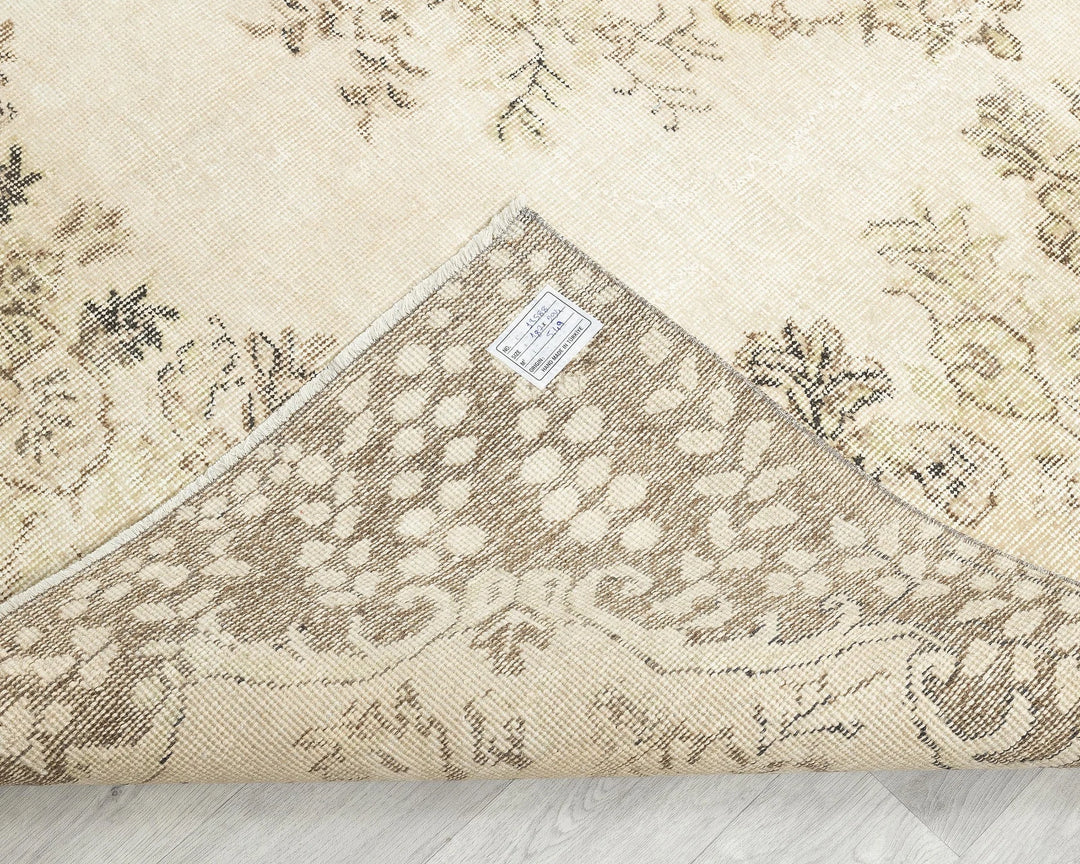 Beige Turkish Oushak Rug 6'1" x 9'7" Hand-Knotted | No. VR31131