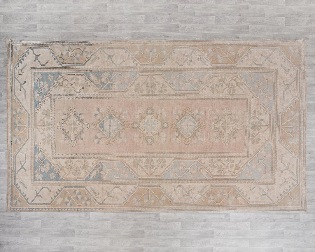 Beige Oushak Rug 8' 2" x 13' 10" | No. VR31158