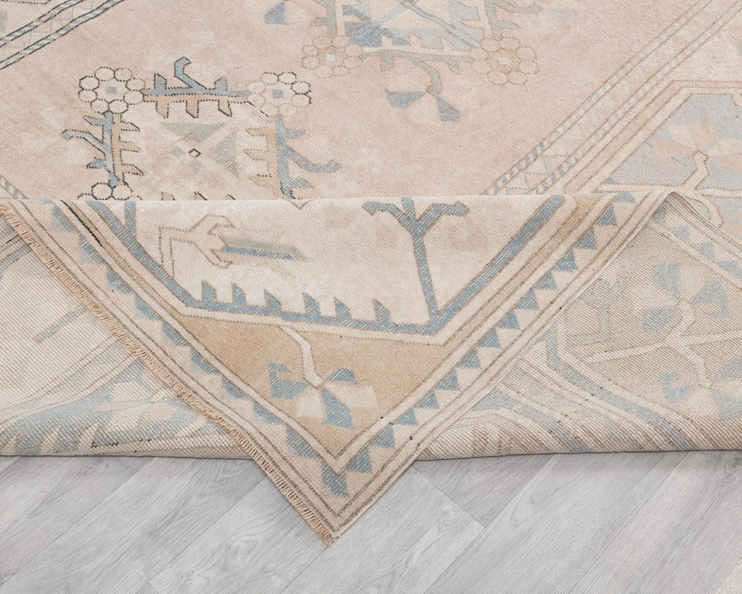 Beige Oushak Rug 8' 2" x 13' 10" | No. VR31158