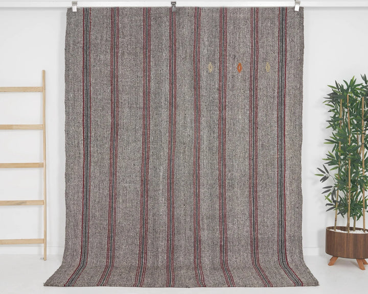 Gray Turkish Kilim Rug 6' 1" x 7' 10" Flat-Weave | No. VR31422