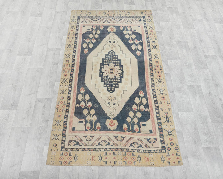 Oushak Rug 5' 3" x 9' 10" | No. VR31560