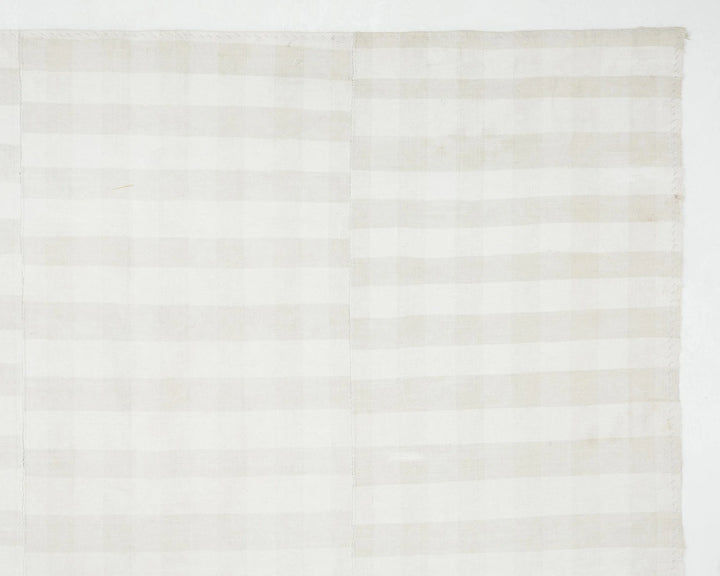 Neutral Kilim Rug 8' 7" x 11' 5" | No. VR31576