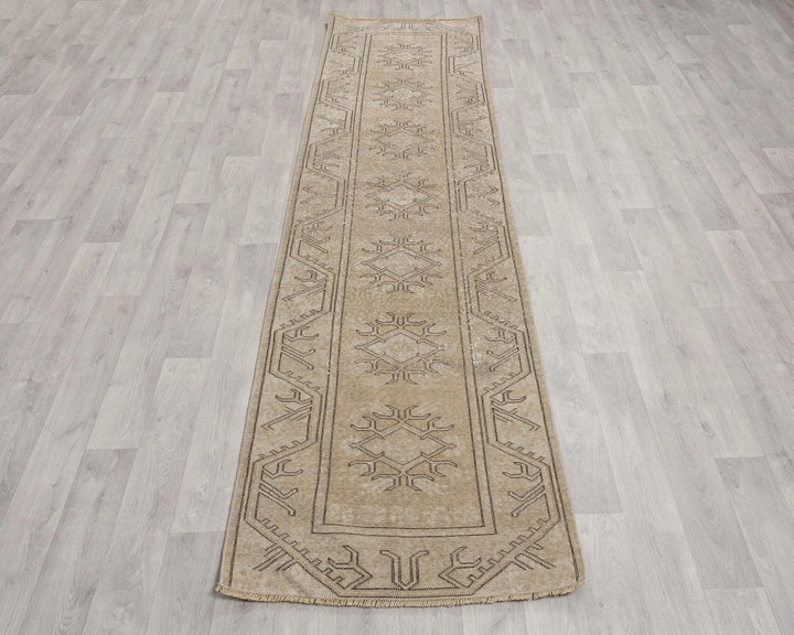Multicolor Turkish Oushak Rug 2'6" x 9'4" Hand-Knotted | No. VR31643